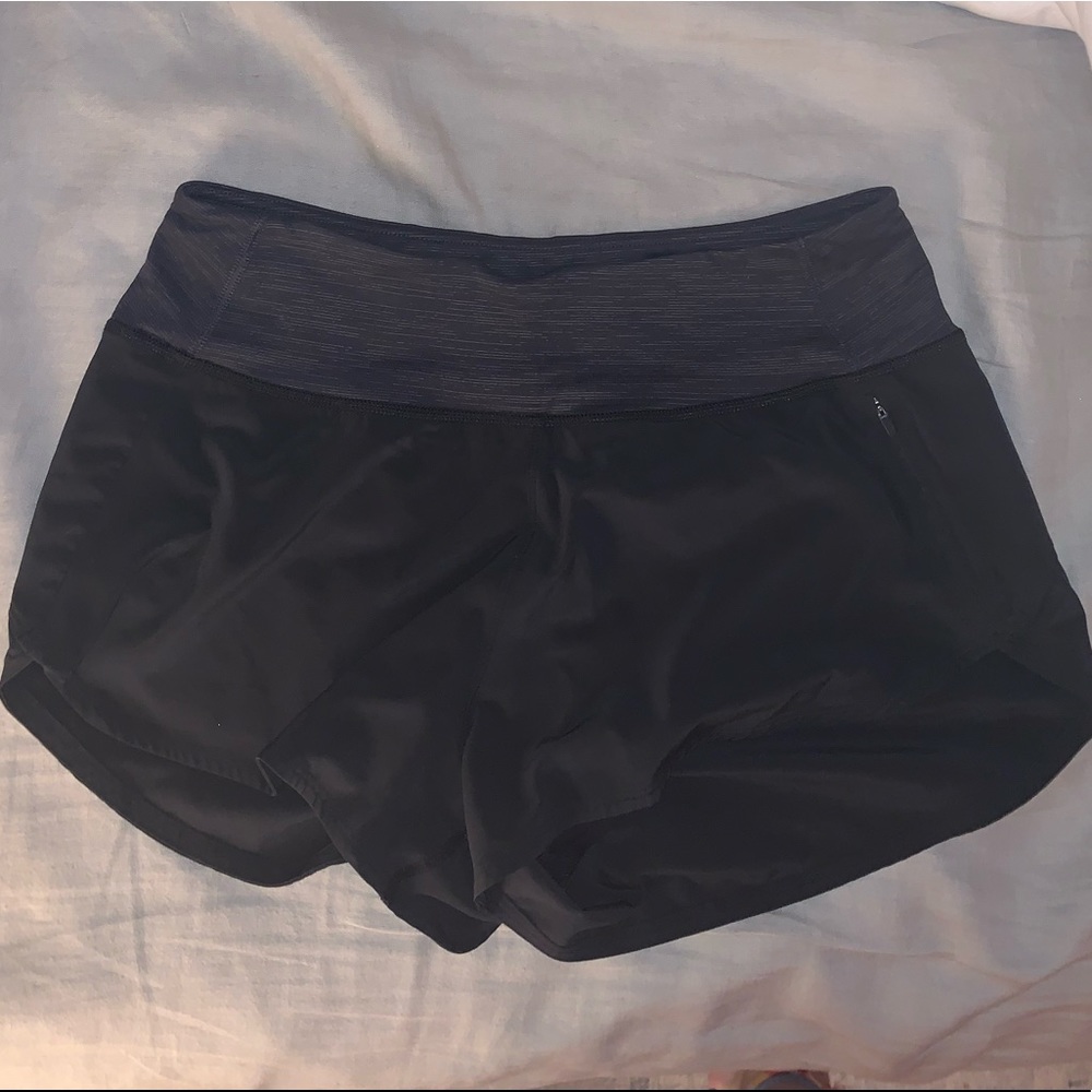 Outdoor voices Hudson 2.5” short